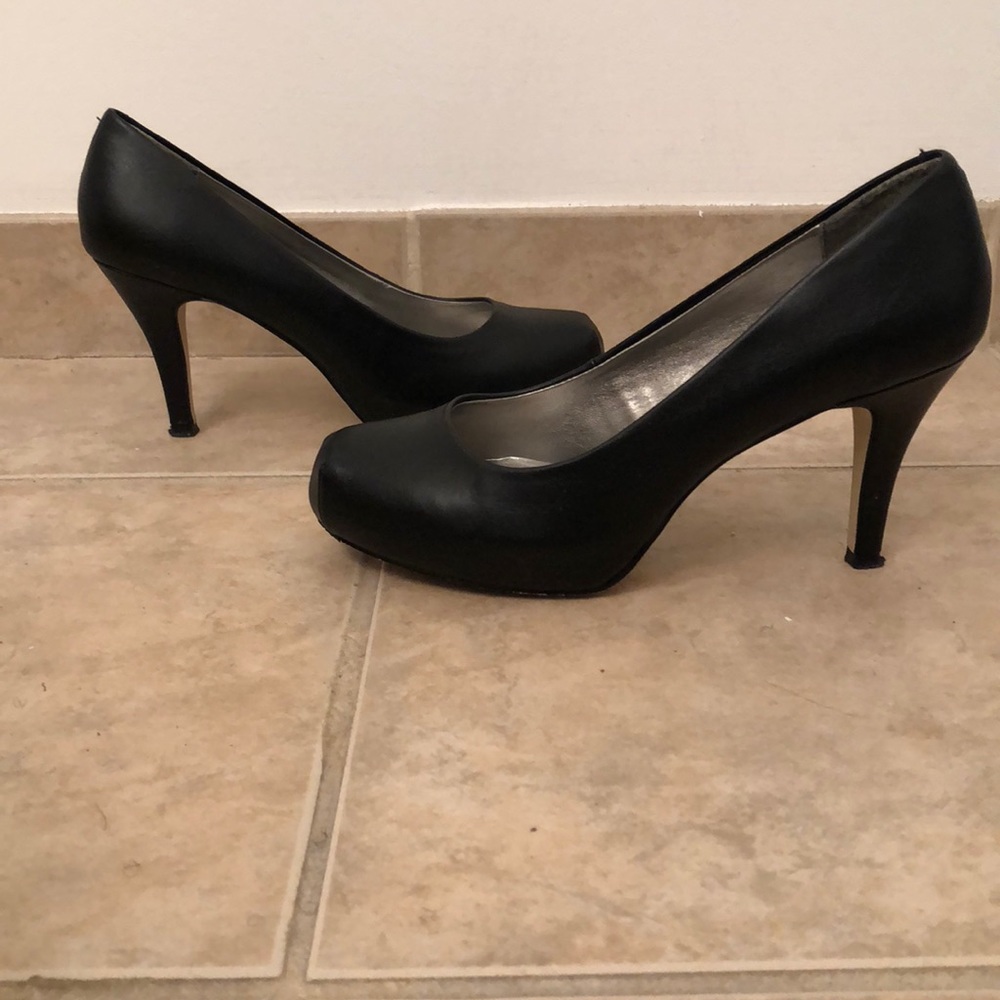 Black Madden Girl Pumps